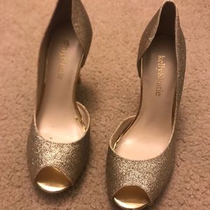 Sparkly gold heels
